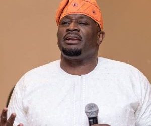 I stand with Nigerian youth protesting to #endsars – Chet Anekwe