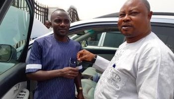 Buruj Football Club receives brand new car on behalf of Agbaakin Obesere