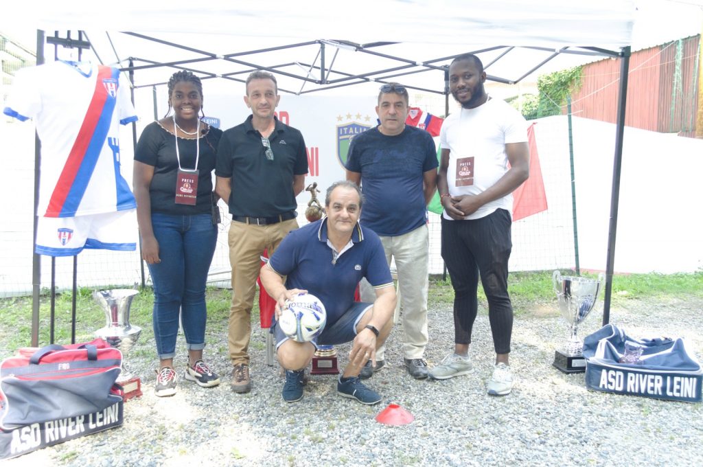 Right: Joanah (Obaland Magazine reporter), mr Gino Pelella (President of River 1951),, Vice President of River 1951, Odion Paul (Sports critic)