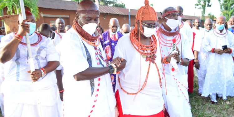 OBA OF BENIN CONFERS THE TRADITIONAL TITLE ON QUEEN MOTHER.