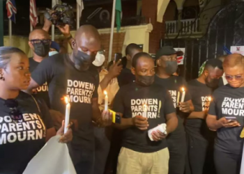 In honor of Sylvester Oromoni,Dowen college parents’ forum held a candlelight procession in Lagos