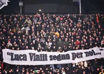 Cremonese-Juventus 0-1: a free-kick from Milik decides it in full recovery. Beautiful banner for Vialli