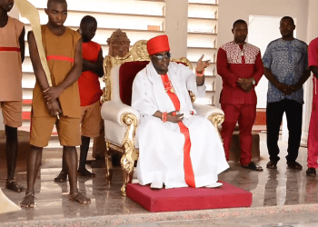 Just in: Oba Ewuare II, Oba of Benin, CFR, has removed Mr Edomwonyi Iduozee Ogiegbaen