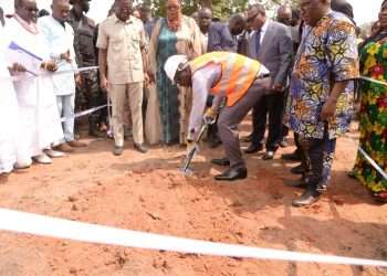 Obaseki officially kicks off construction of the Edo Education Hub.