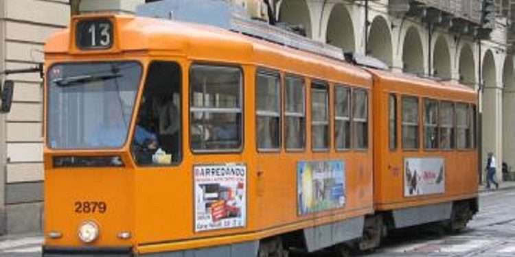 Orange trams retire in 2023: “Let’s set one as a memorial at Piazza Caio Mario.”