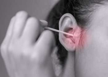 HEALTH-Avoid Cotton Swabs at All Costs and Use This Proper Method Instead for Ear Hygiene