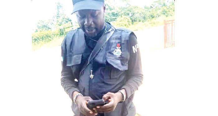 Probe begins as Rivers policemen extort N40,000 from passengers