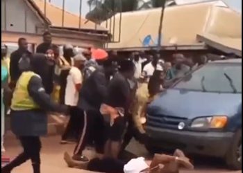 Police van runs over bound man, officials captured 30th June 2023