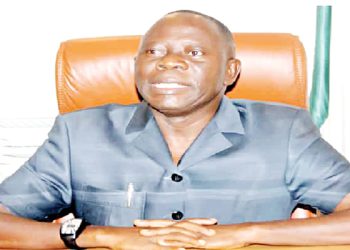 Oshiomhole apologizes to Senate over 'plundering' remark