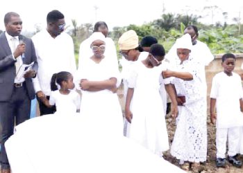 Congress person takes on offspring of helper purportedly killed by maverick fighters in Lagos, partners raise N55m