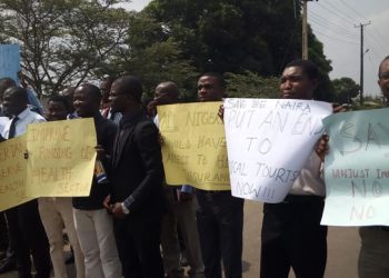 Occupant specialists list conditions to suspend strike