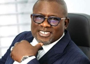 Flood: The government of the Delta orders residents of low-land riverine areas to relocate.