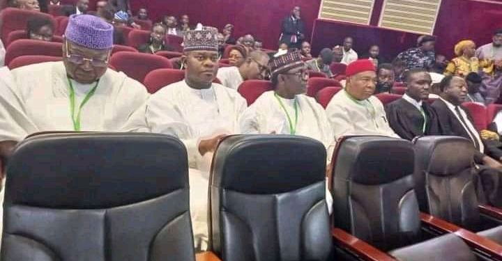 Senator ohiare along side with governor yahaya Bello at the tribunal today