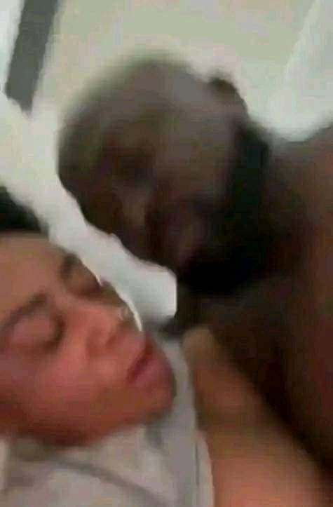 One of Nigeria top female celebrity, Moyo Lawal s*xtape has been leaked