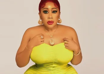 One of Nigeria top female celebrity, Moyo Lawal s*xtape has been leaked