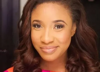 Mohbad : Fans berate Iyabo Ojo, Tonto Dikeh for getting casket for late singer