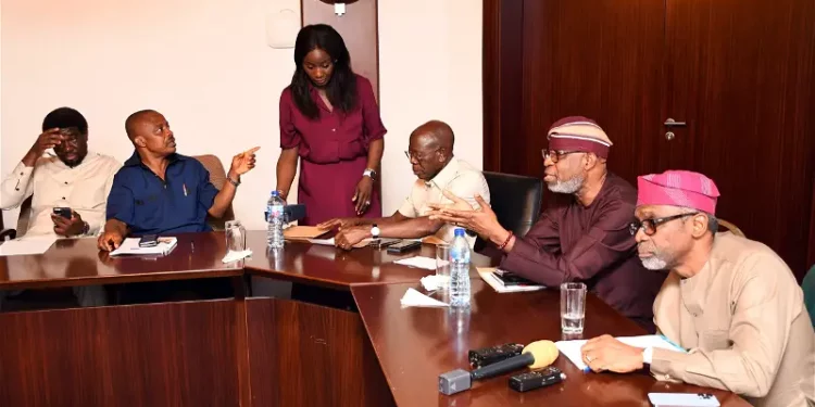 FG, Labour reach truce, planned strike suspended for one month