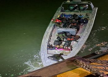 Navy arrests 11 stowaways from ship bound for Ghana