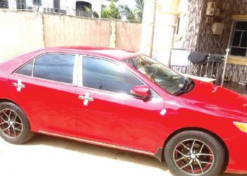 Car dealer receives false warning, customer flees during test drive