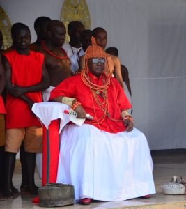 Oba Of Benin Felicitates With Christians At Easter - Obaland Magazin 