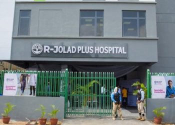 Nurse accuses Lagos hospital of negligence over wife, son’s death
