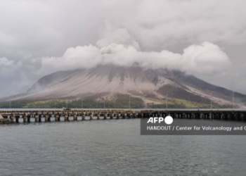 Volcano Eruption in Indonesia Triggers Evacuation and Tsunami Warning