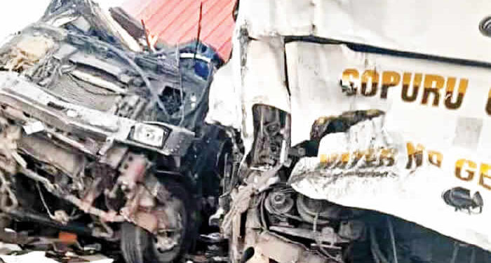 Six Passengers Escape Death in Multiple Auto Crash on Lagos-Ibadan Expressway