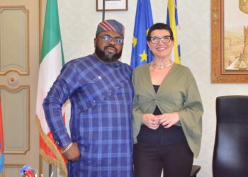 Obaland Magazine Crew Interviews the President of the Torino City Council