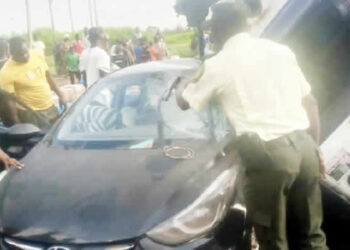 Four Individuals Escape Death in Serious Ogun Accident