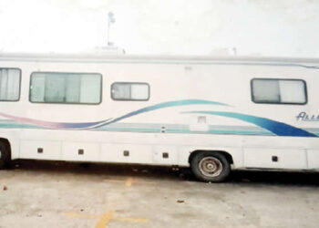 Retired Customs Officer Accuses Police of Unlawful Vehicle Seizure