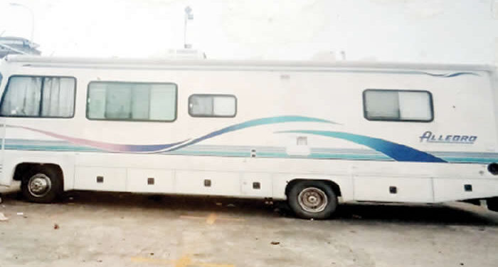 Retired Customs Officer Accuses Police of Unlawful Vehicle Seizure