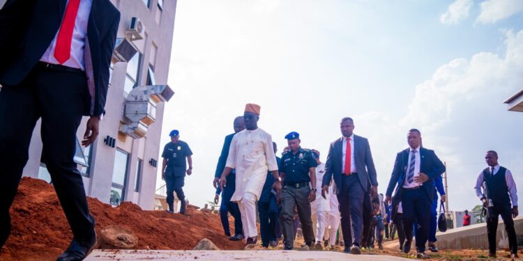 Gov Okpebholo appreciates Bola Ahmed Tinubu for support