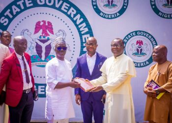 Edo state: Road construction leading to CCRN, Upper Ekenwan commences