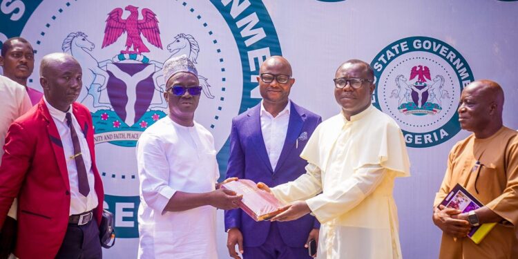 Edo state: Road construction leading to CCRN, Upper Ekenwan commences
