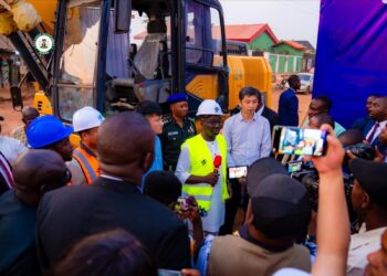 Edo state Governor flags off road constructions