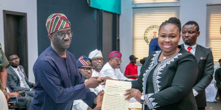 SUBEB CHAIRMAN, SIX COMMISSIONERS, BOARD CHAIRMEN TAKE OATH OF OFFICE