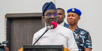 Okpebholo Flags Off ₦1bn Interest-Free Loan for Edo Traders
