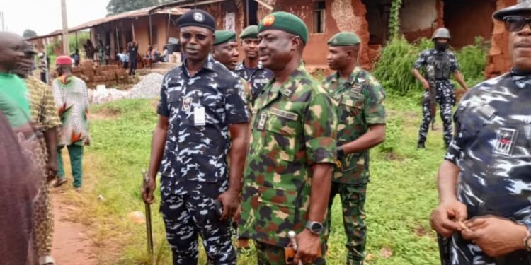Edo CP, Army Command Visit Ahor and Uselu N’ Ahor Over Boundary Dispute, Urge Calm