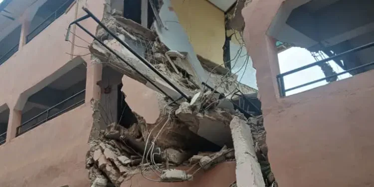 A three-story student hostel, Pentagon Lodge, near Alex Ekwueme Federal University (AE-FUNAI) in Ebonyi State, collapsed