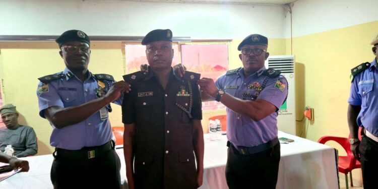 307 POLICE OFFICERS DECORATED IN EDO STATE