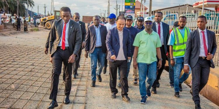 Benin-Sapele Road: Gov Okpebholo Calls  Contractors Over Slow work