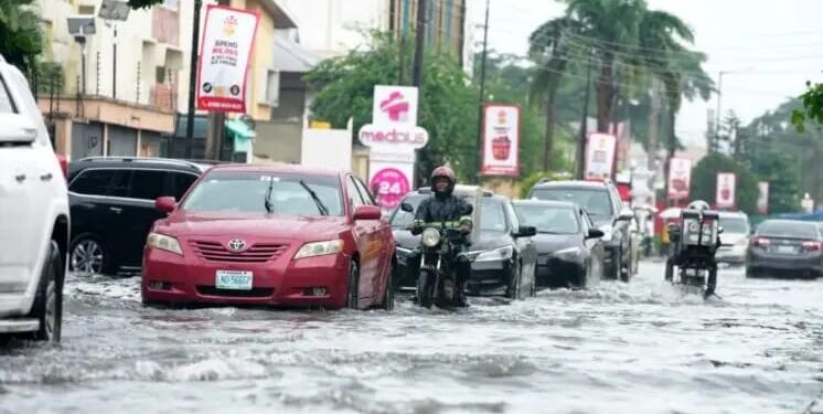 FG, NEMA Warn of Imminent Flooding in Seven States, 25 Communities