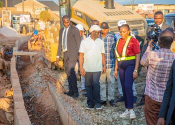 Edo State Governor Inspect Sapele Road Reconstruction, Assure Early Completion by December