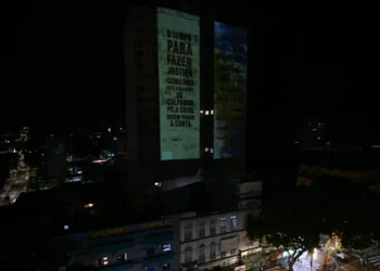 US state leaders take the stage at UN climate summit – without Trump