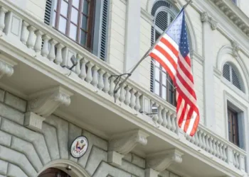 *Visa Fraud: US Embassy Warns Nigerians of Permanent Bans* The United States Embassy in Abuja has issued a stern warning to Nigerian visa applicants, emphasizing that any involvement in visa fraud can lead to severe penalties, including a lifetime ban from entering the United States. In a Monday post on its official X account, the embassy cautioned against falsifying information or submitting counterfeit documents during the application process. “Visa fraud has serious consequences. Lying or providing fake documents can lead to permanent visa bans under U.S. immigration law,” the embassy stated. The alert follows a meeting between U.S. Ambassador to Nigeria, Richard Mills, and Nigeria’s Minister of Foreign Affairs, Yusuf Tuggar, where the two discussed bilateral relations and areas of cooperation. The embassy reiterated its commitment to working together with Nigeria on matters of mutual concern. The warning underscores the importance of honesty and transparency when applying for U.S. visas. Applicants are urged to ensure all information and documents submitted are accurate, as any deception could result in irreversible bans and other legal repercussions.