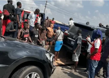 Pastor Adeboye Attributes Anthony Joshua's Survival to God's Mercy