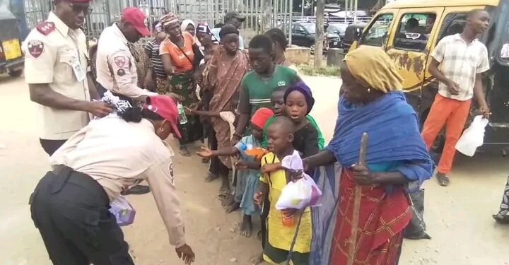 “Lent Outreach in Anambra:  FRSC, Love bite Food Partner to Support Vulnerable Residents and Crash Victims in Onitsha”