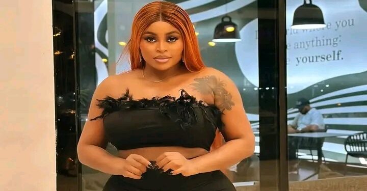 “Lagos Government Warns Nollywood Actress Sarah Martins Over Street Cooking, Citing Public Safety and Environmental Laws”