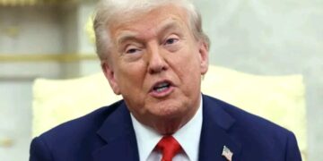 “Trump Rejects UK Aircraft Carrier Deployment to Middle East War, Sparking Debate Over US UK Military Alliance”