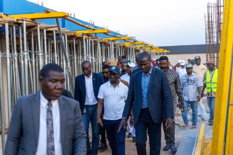 OPINION : PROMISE MEETS THE PEOPLE AT IRRUA’S ULTRA MODERN MARKET — By Dr. Patrick Akhere Ebojele